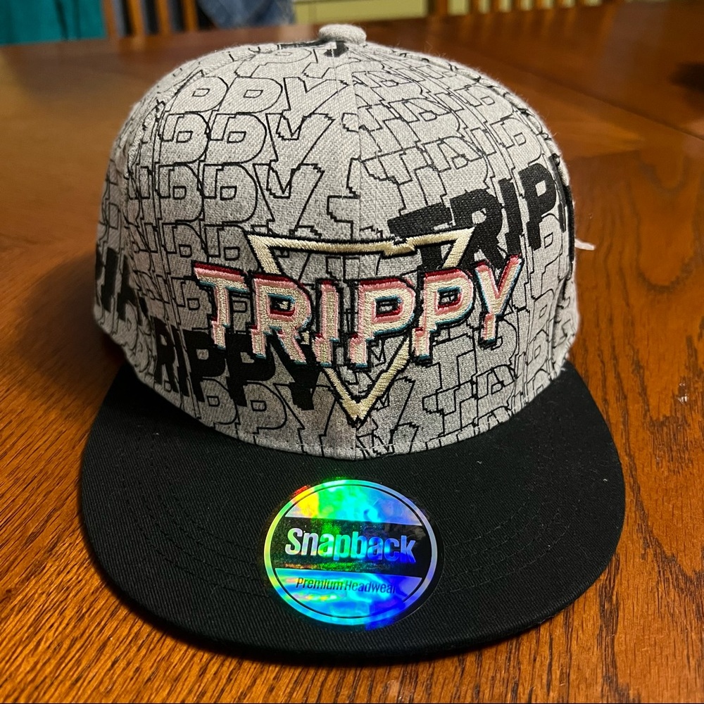 Trippy Pattern Adjustable Grey & Black Premium Headwear Snapback Hat Rue 21
